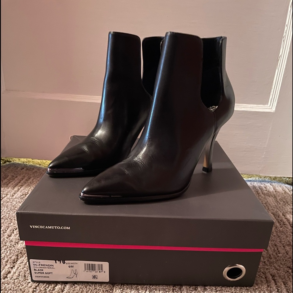 Vince Camuto Frendin Bootie